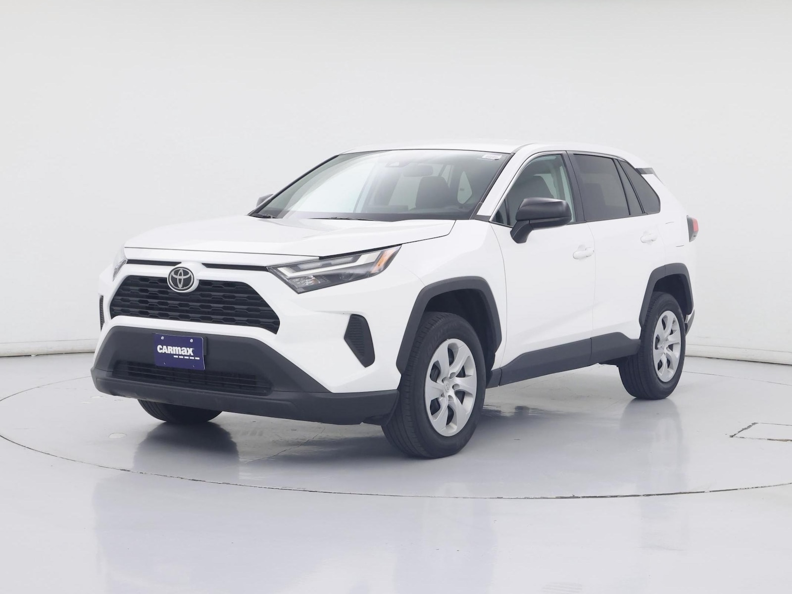 2025 Toyota RAV4 LE - Photo 5