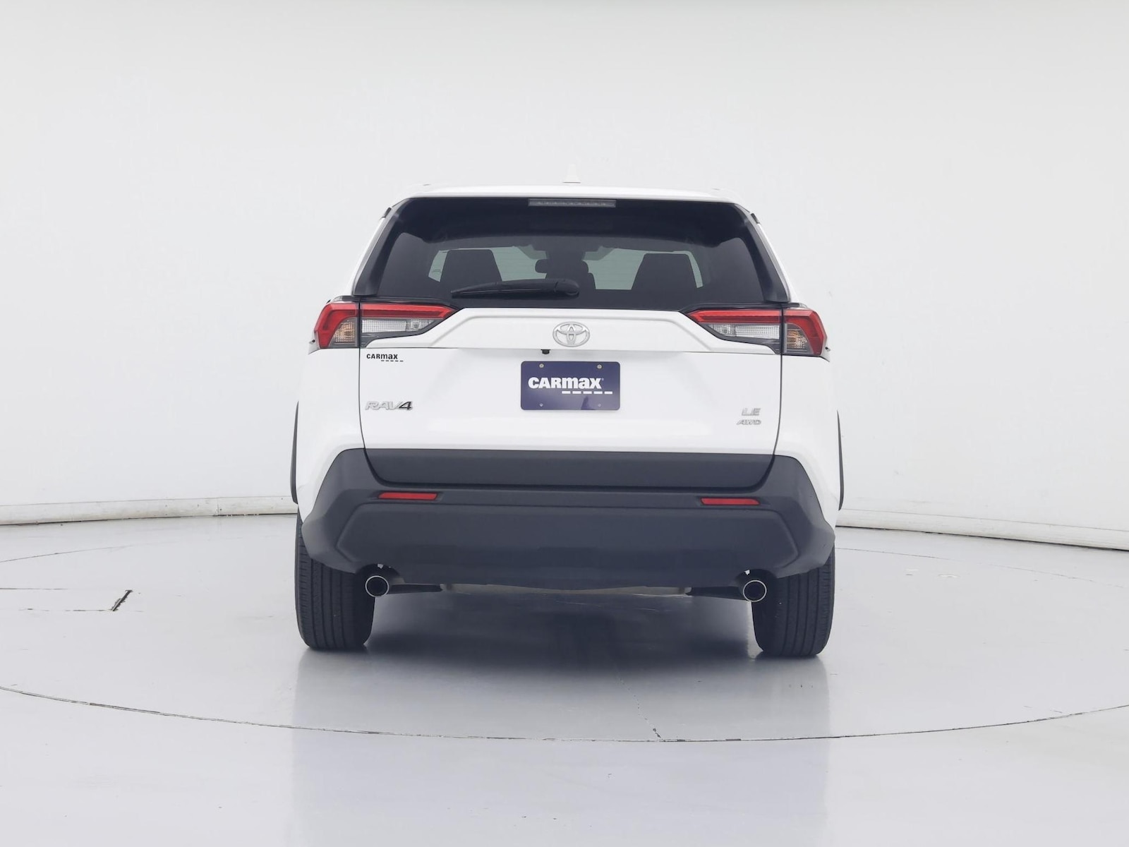 2025 Toyota RAV4 LE - Photo 7