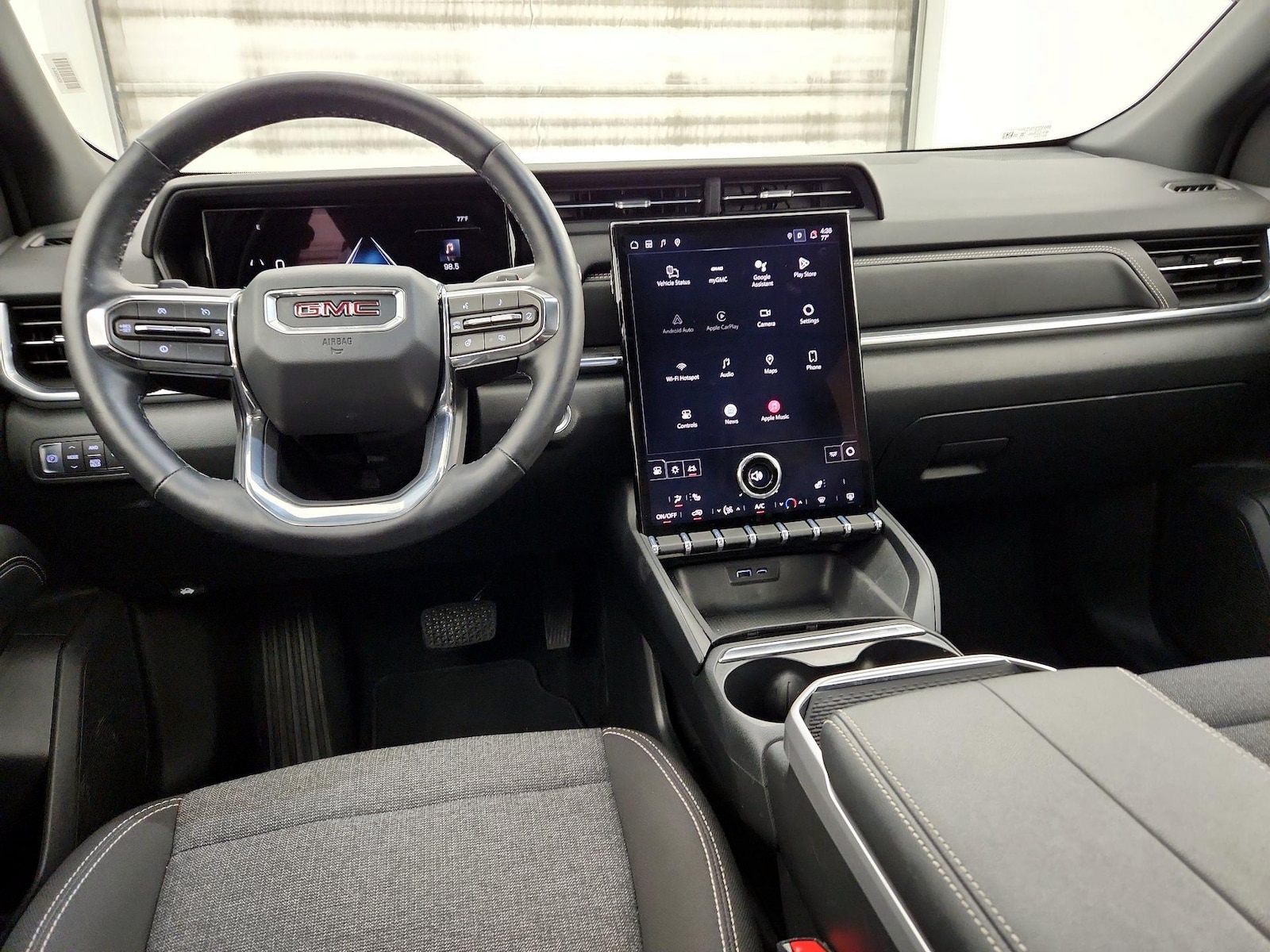 Apple CarPlay® & Android Auto™