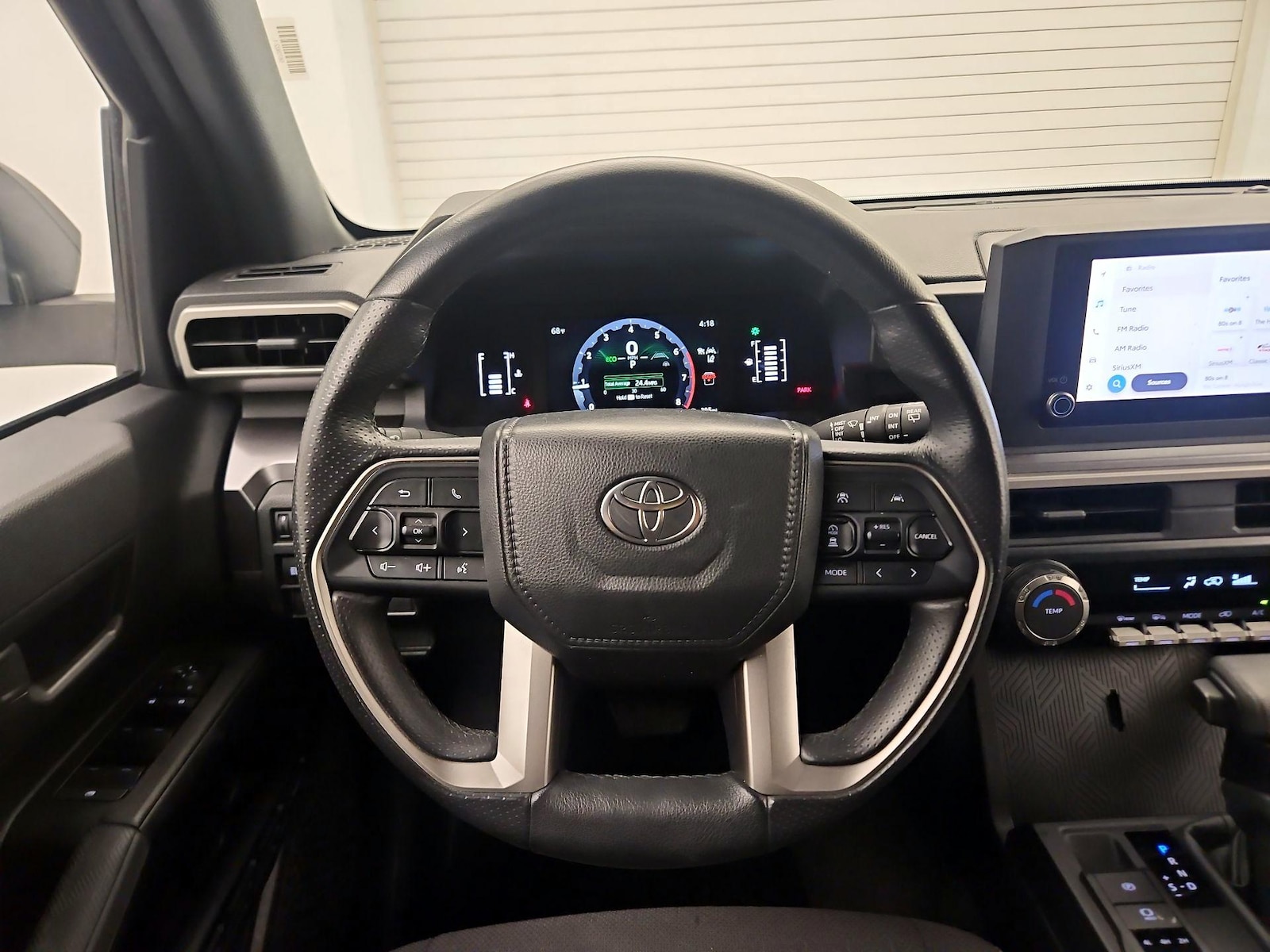 2025 Toyota 4Runner SR5 - Photo 9