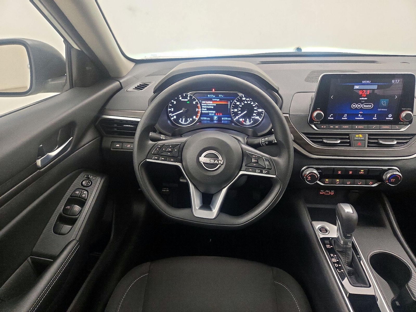 2025 Nissan Altima SV - Photo 11