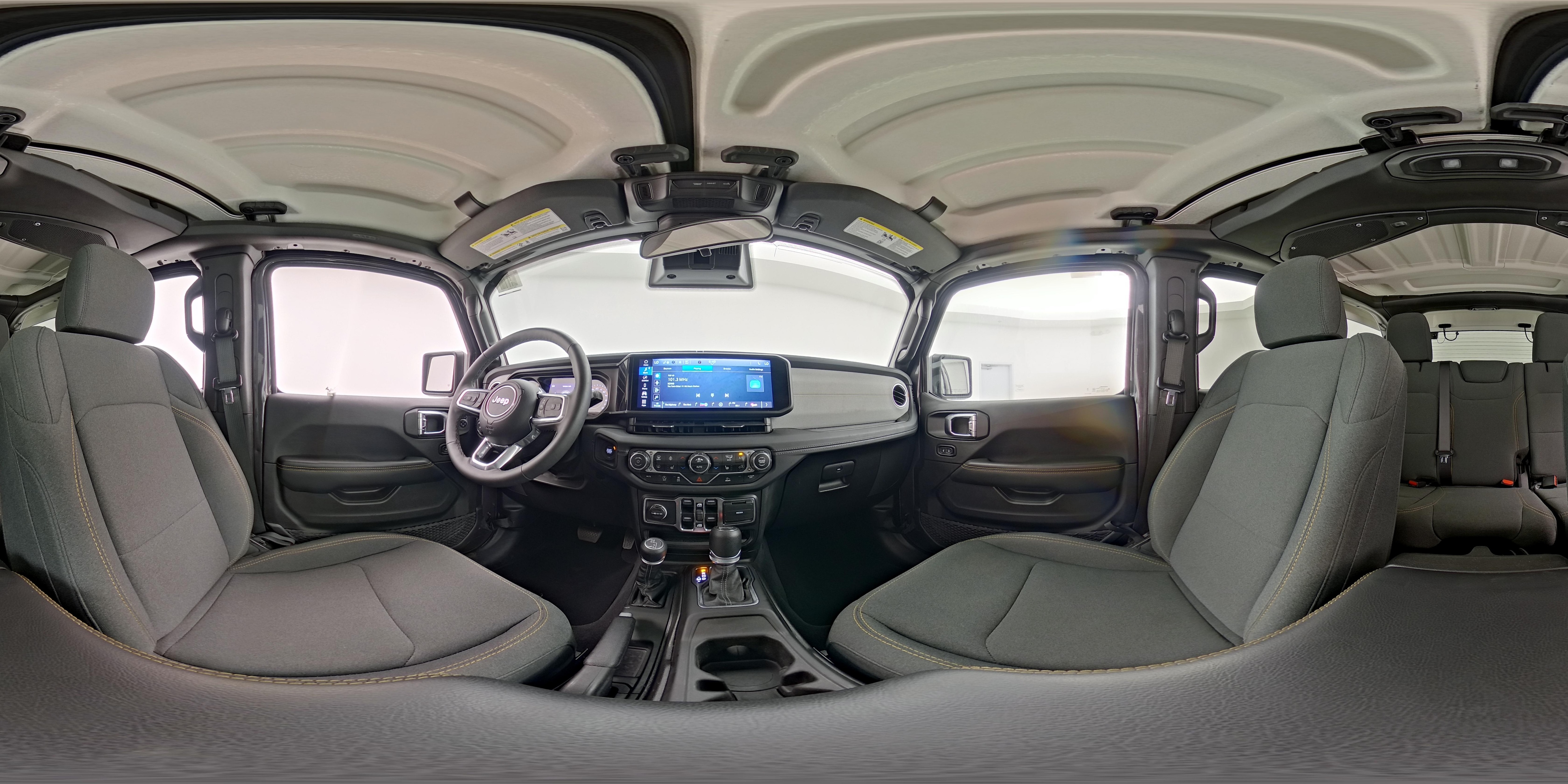 2025 Jeep Wrangler 4-Door Sahara - Photo 24