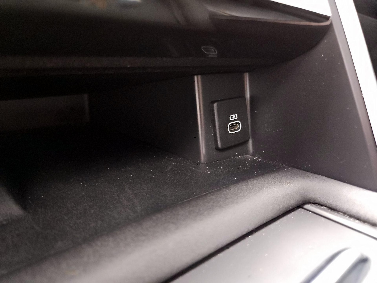 2024 Land Rover Discovery S - Photo 20