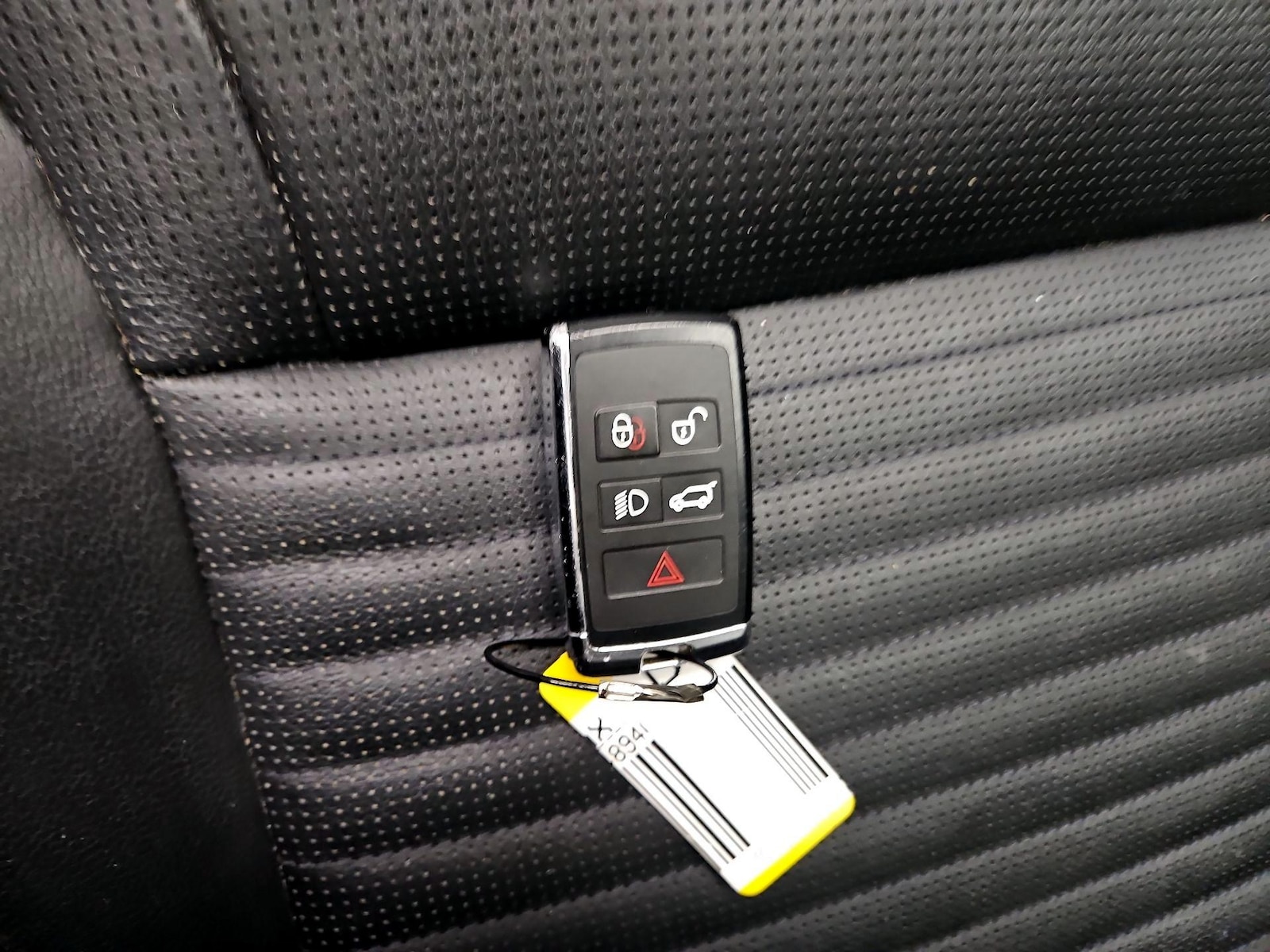 2024 Land Rover Discovery S - Photo 29