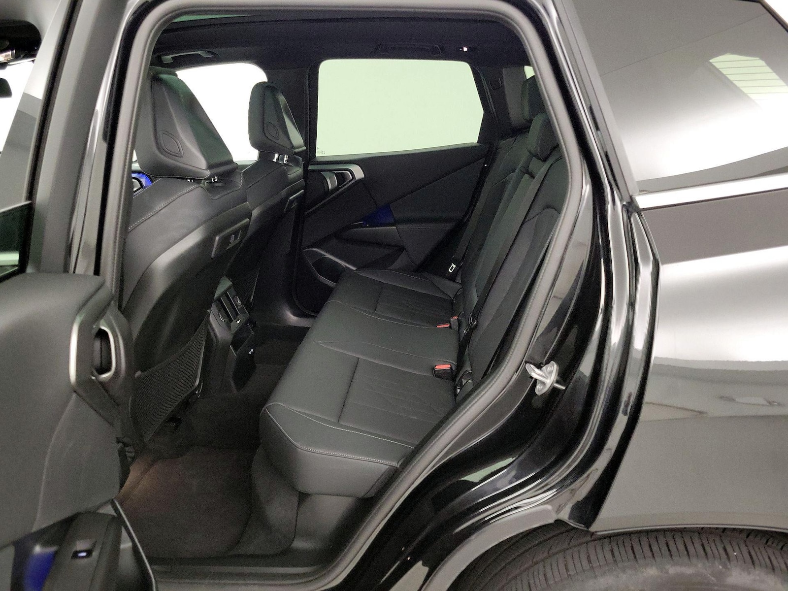 2026 BMW X3 30 - Photo 21