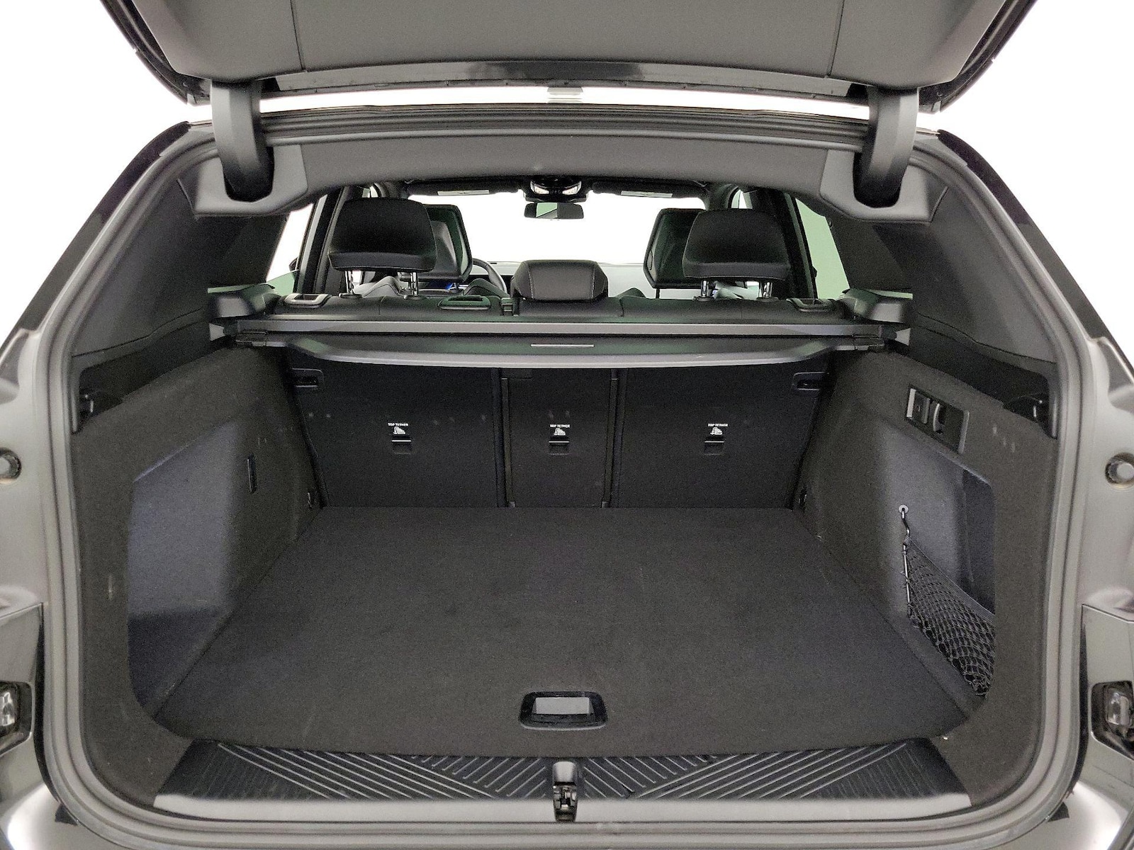 2026 BMW X3 30 - Photo 22