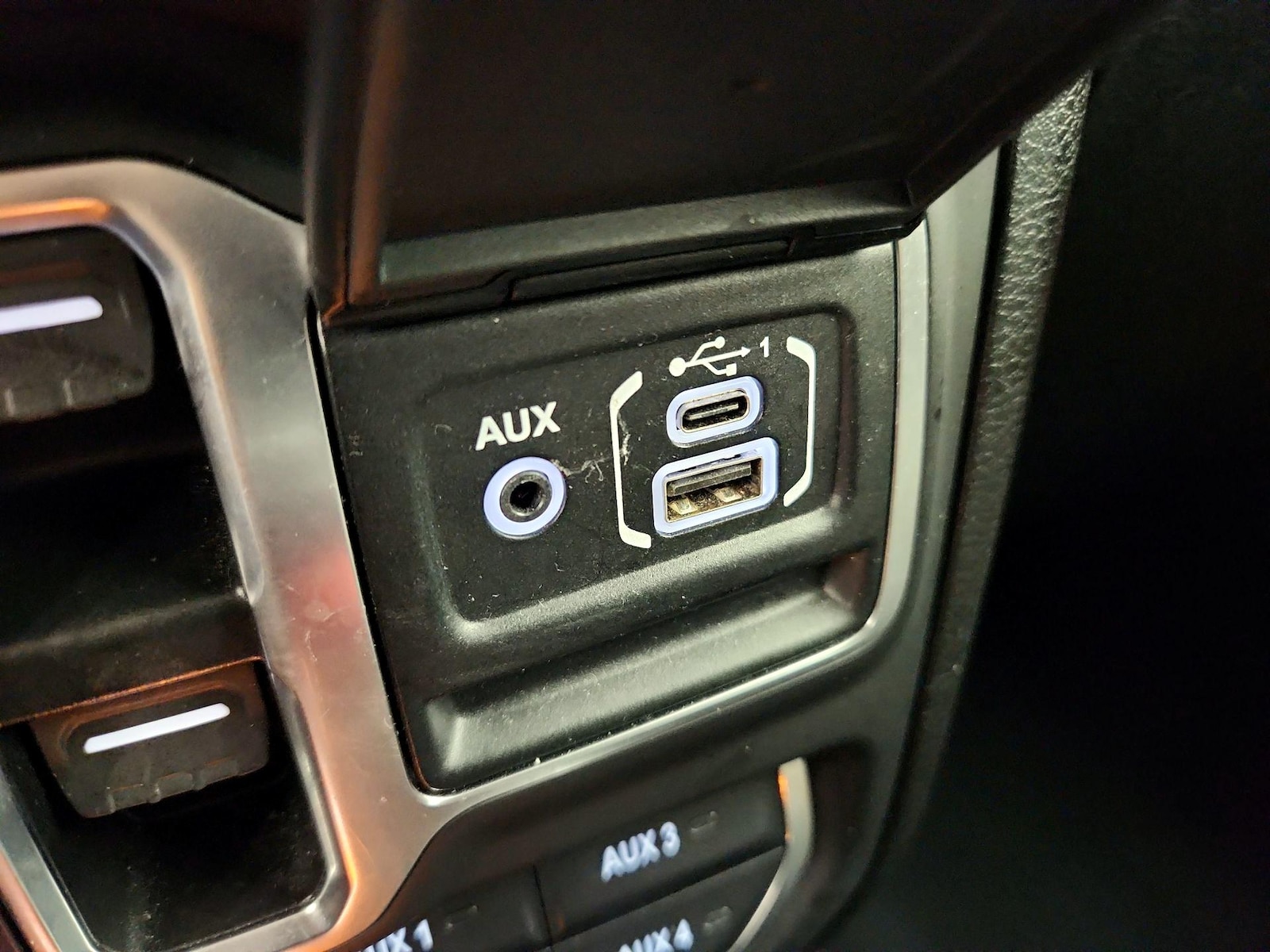 2025 Jeep Wrangler 4-Door Rubicon - Photo 19