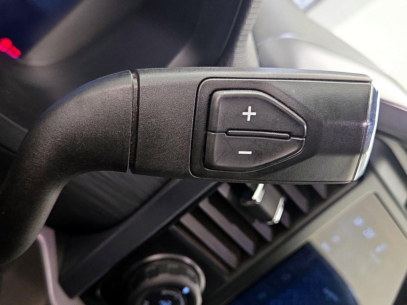 2024 Ford F-150 XLT - Photo 19