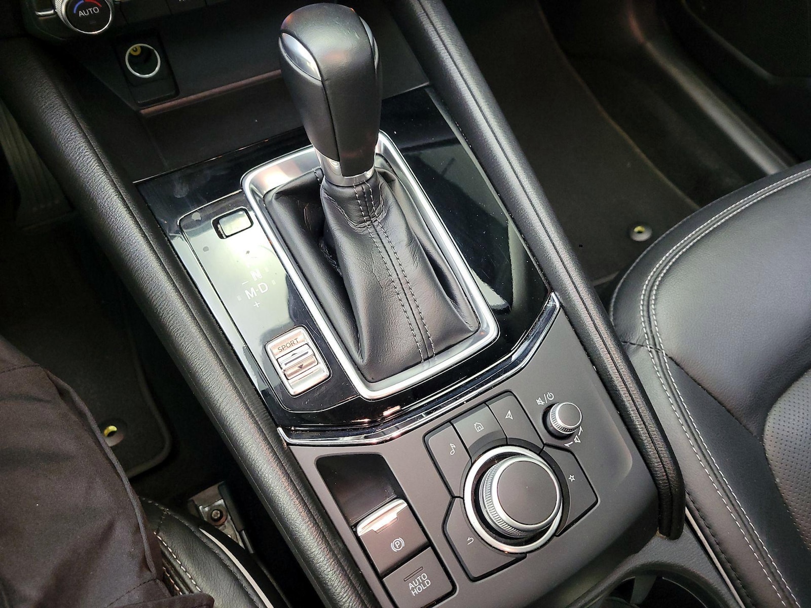 2025 Mazda CX-5 S Preferred package - Photo 18