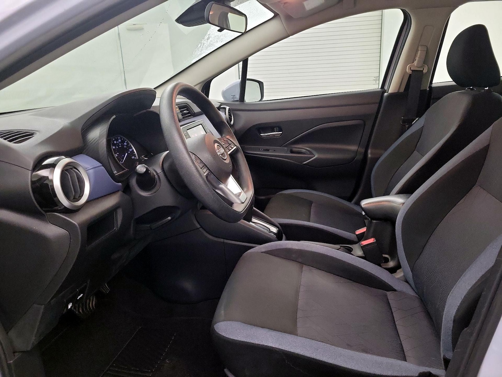 2024 Nissan Versa Sedan SV - Photo 12