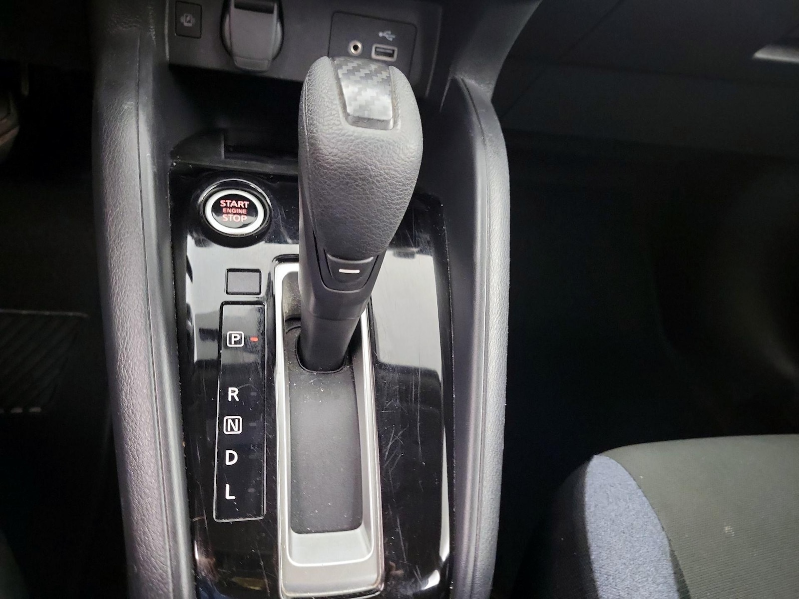 2024 Nissan Versa Sedan SV - Photo 18