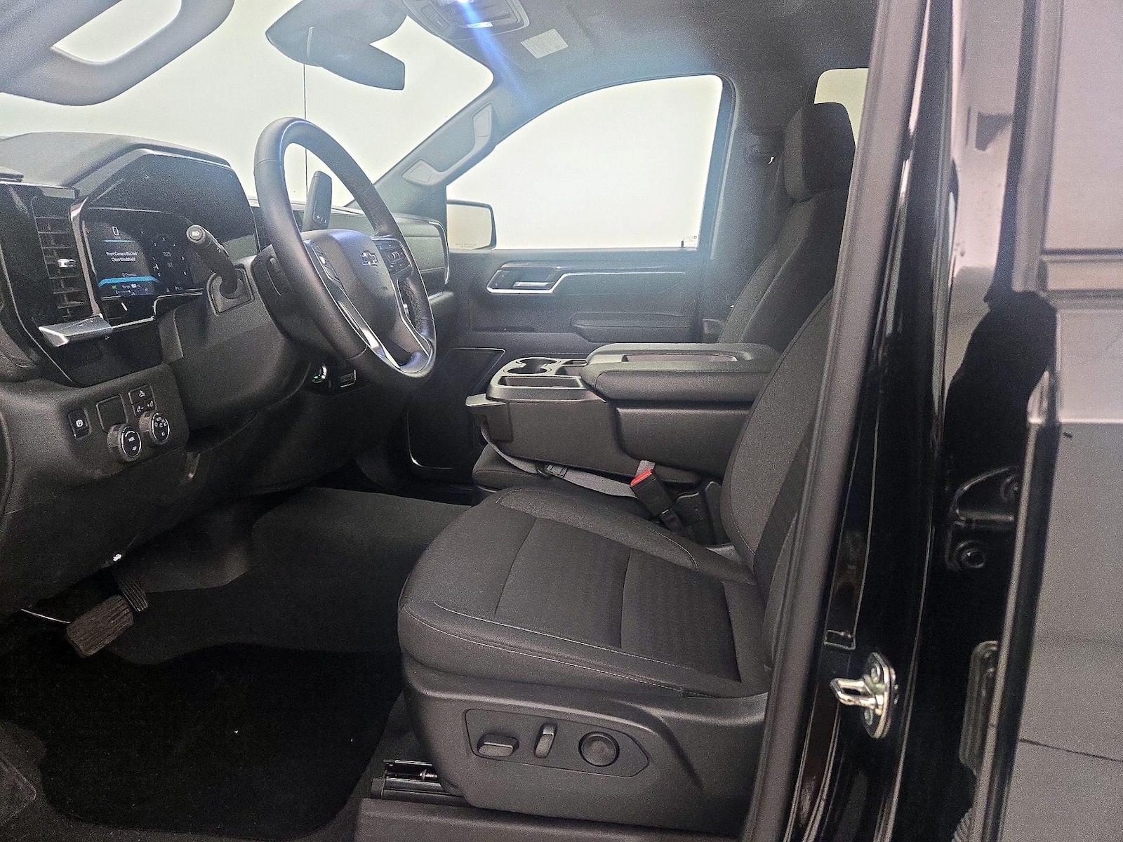 2026 Chevrolet Silverado 1500 RST - Photo 12