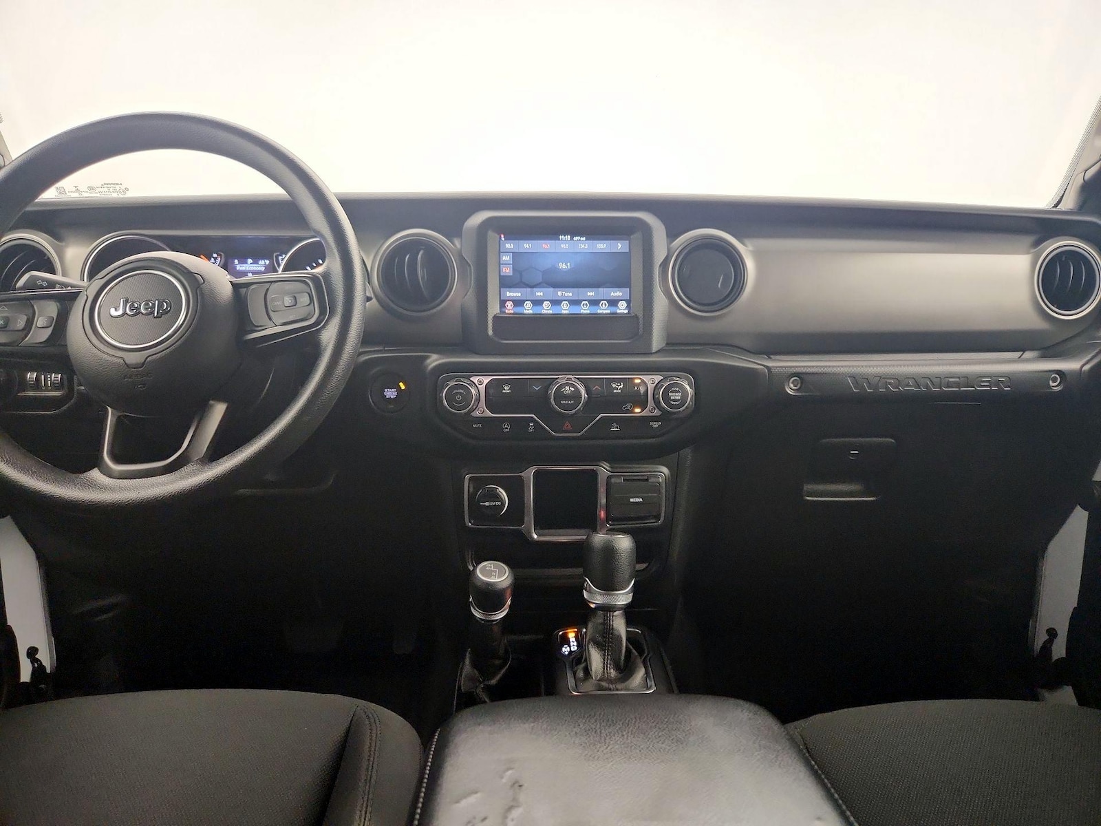 2022 Jeep Wrangler Sport - Photo 10