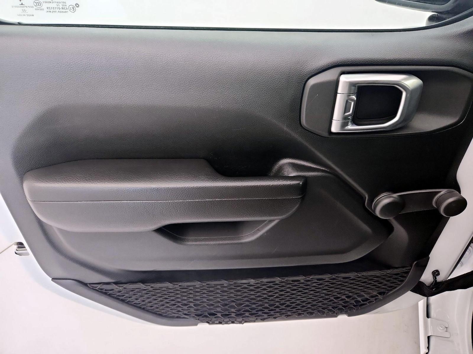 2022 Jeep Wrangler Sport - Photo 13
