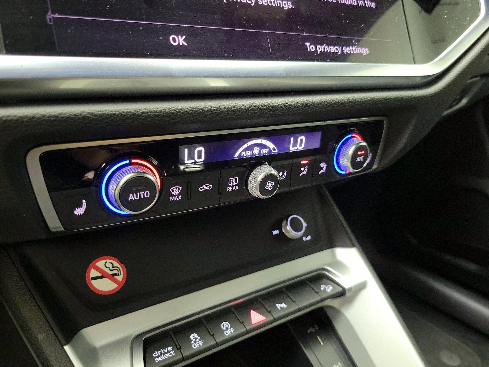 2025 Audi Q3 S Line Premium - Photo 16