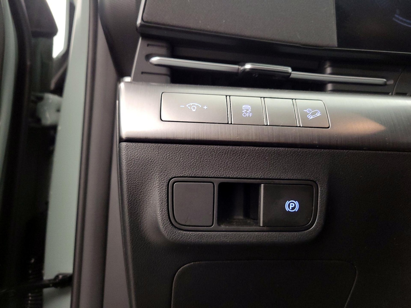 2024 Hyundai Kona SEL - Photo 14