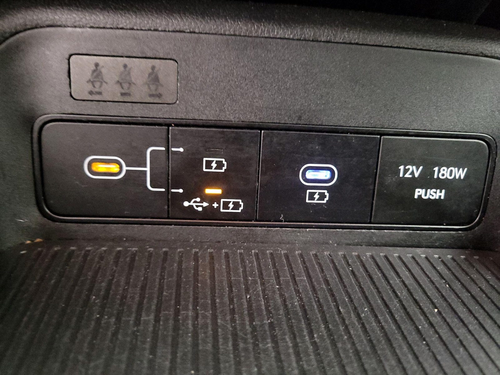 2024 Hyundai Kona SEL - Photo 19