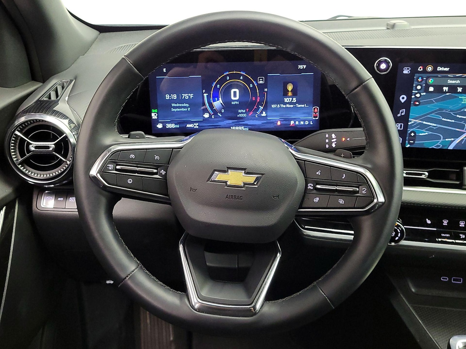 2026 Chevrolet Equinox LT - Photo 11
