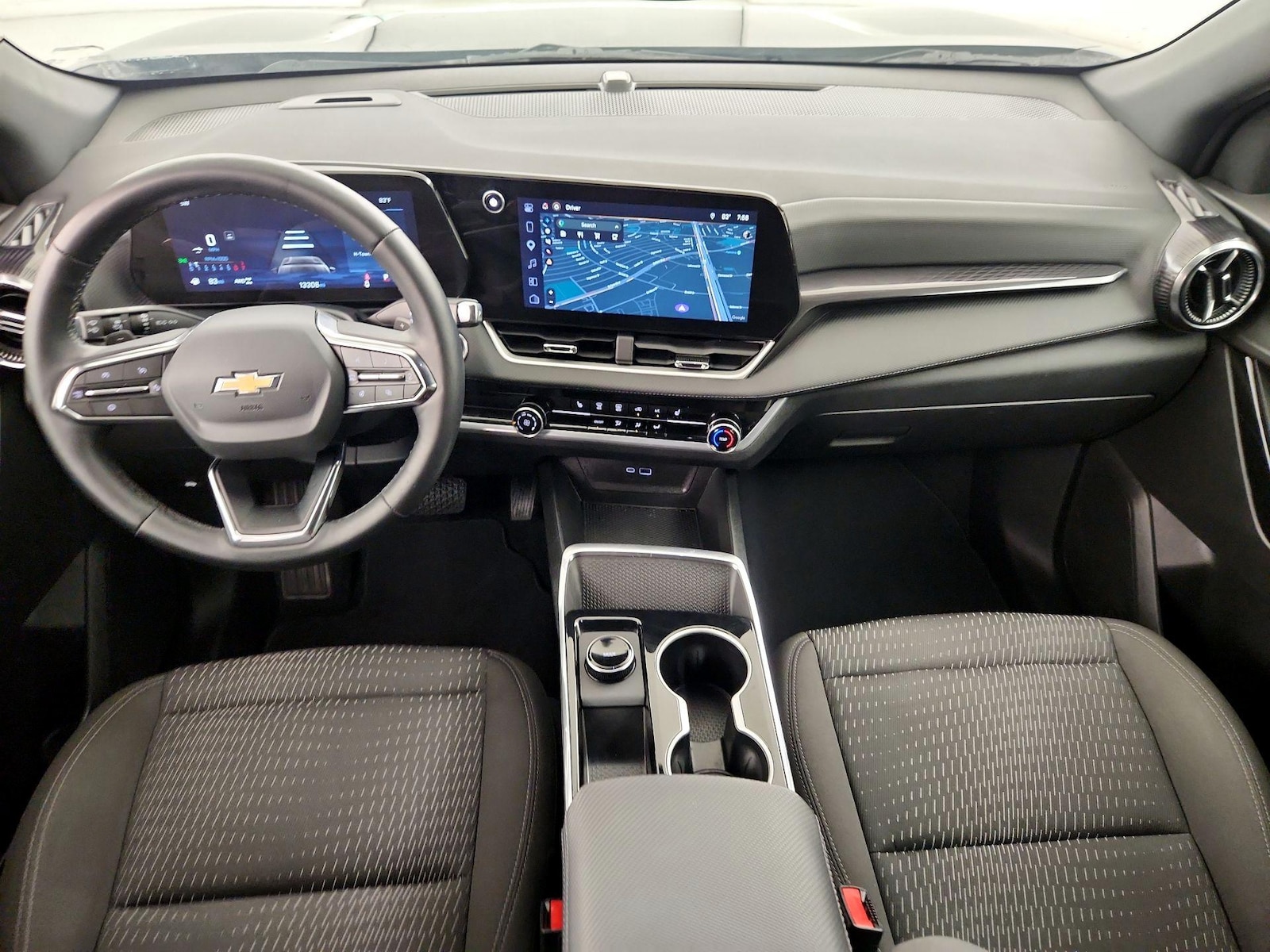 2026 Chevrolet Equinox LT - Photo 10