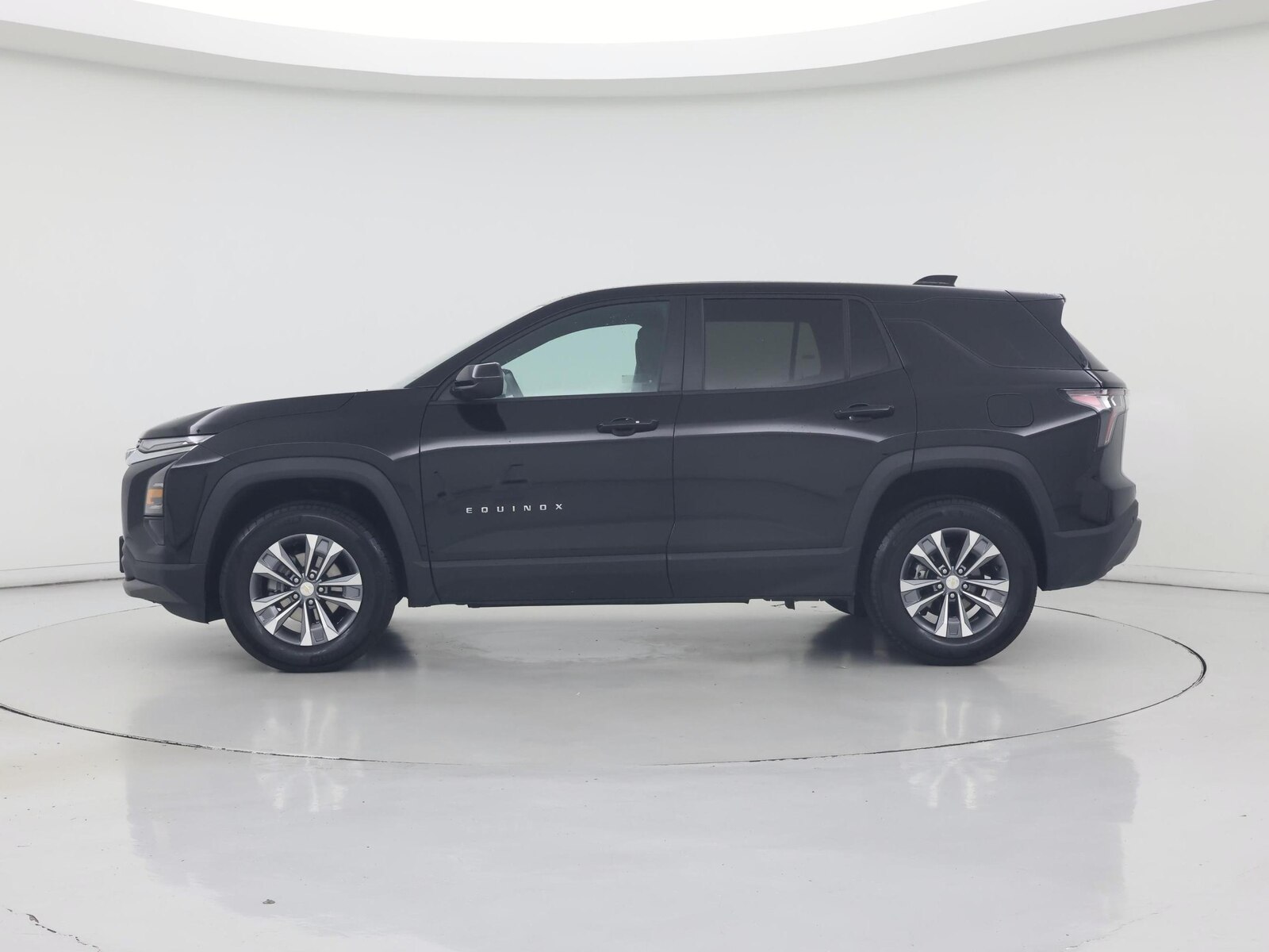 2026 Chevrolet Equinox LT - Photo 4