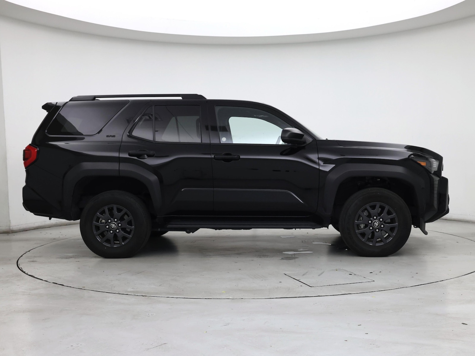 2025 Toyota 4Runner SR5 - Photo 8