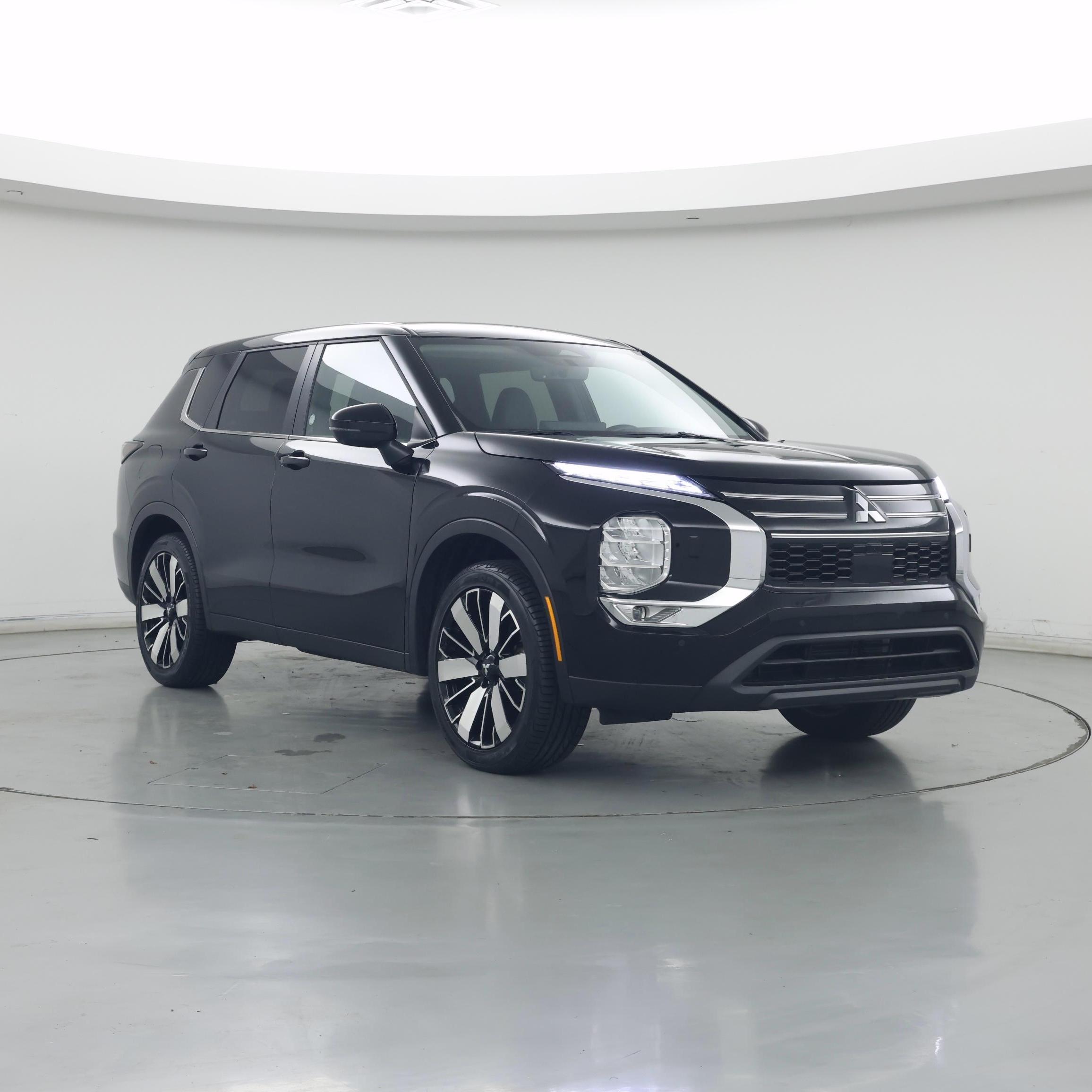  2025 Mitsubishi Outlander SE FWD   