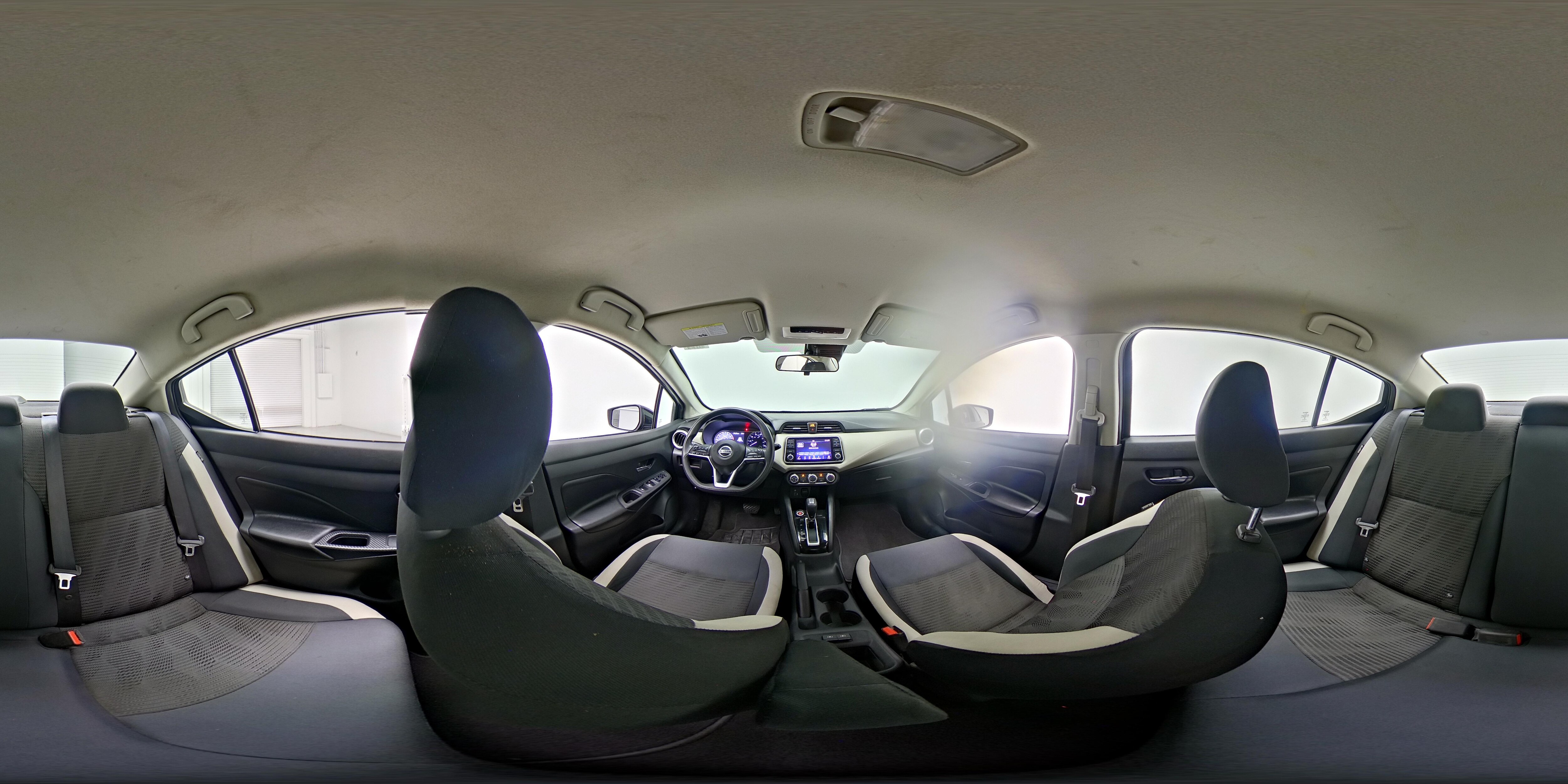 2020 Nissan Versa Sedan SV - Photo 24