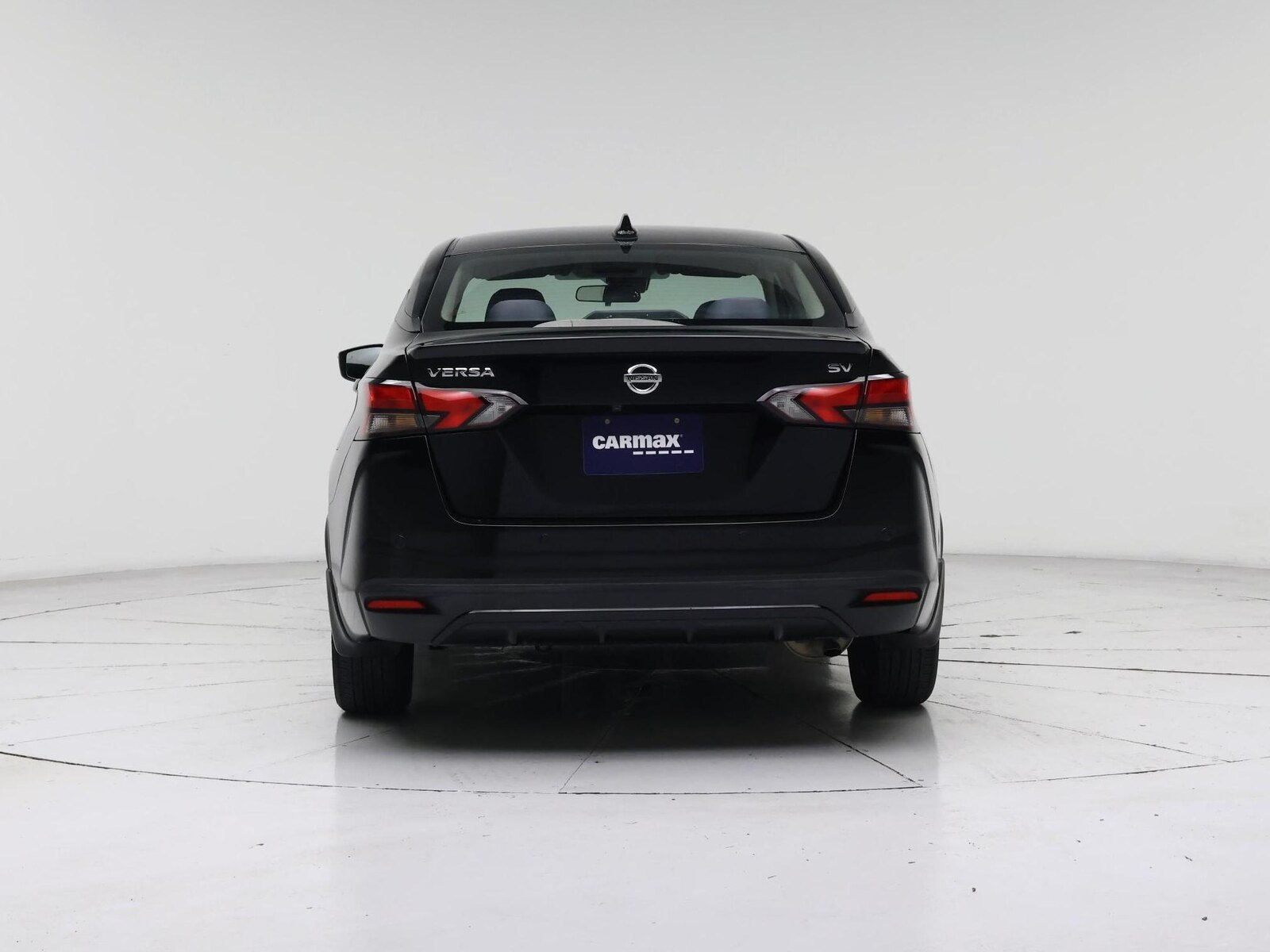 2020 Nissan Versa Sedan SV - Photo 7