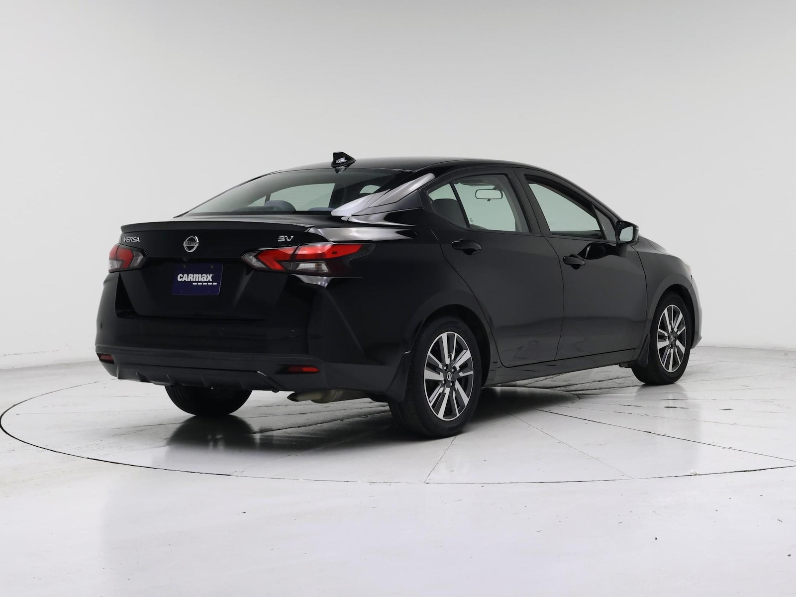2020 Nissan Versa Sedan SV - Photo 9