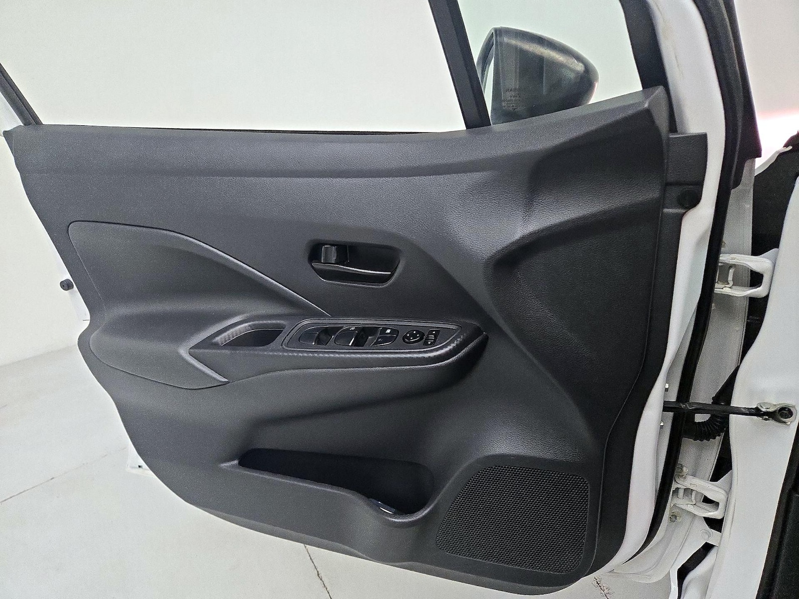 2021 Nissan Versa Sedan S - Photo 13