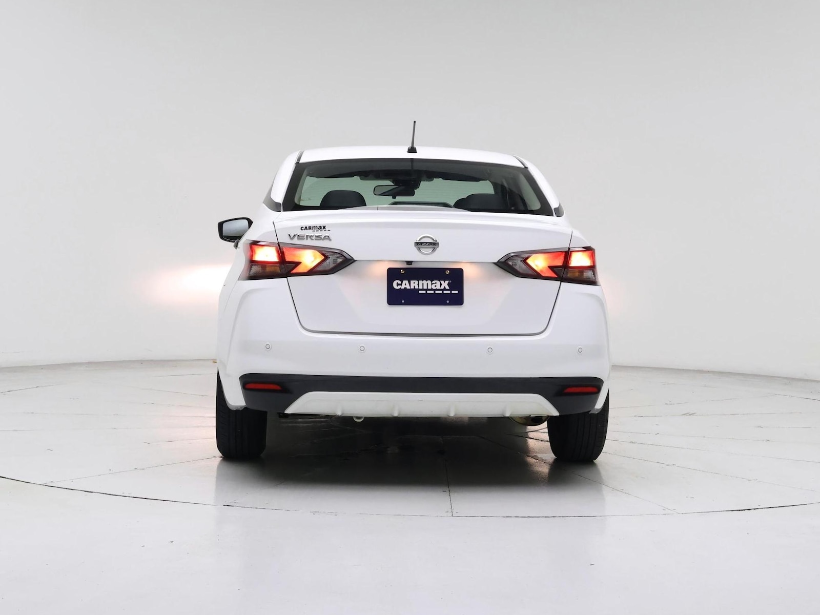 2021 Nissan Versa Sedan S - Photo 7