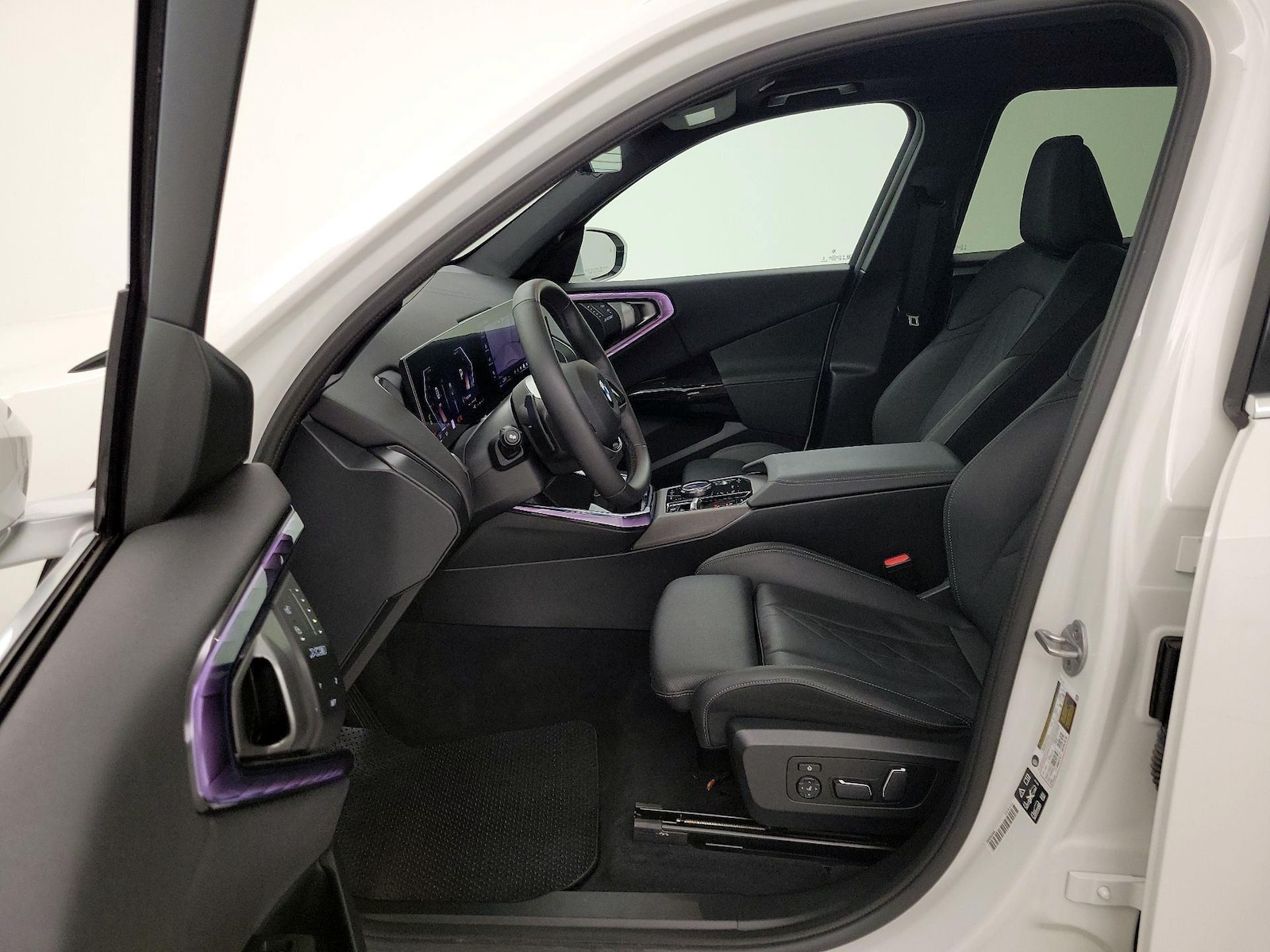 2026 BMW X3 30 - Photo 12