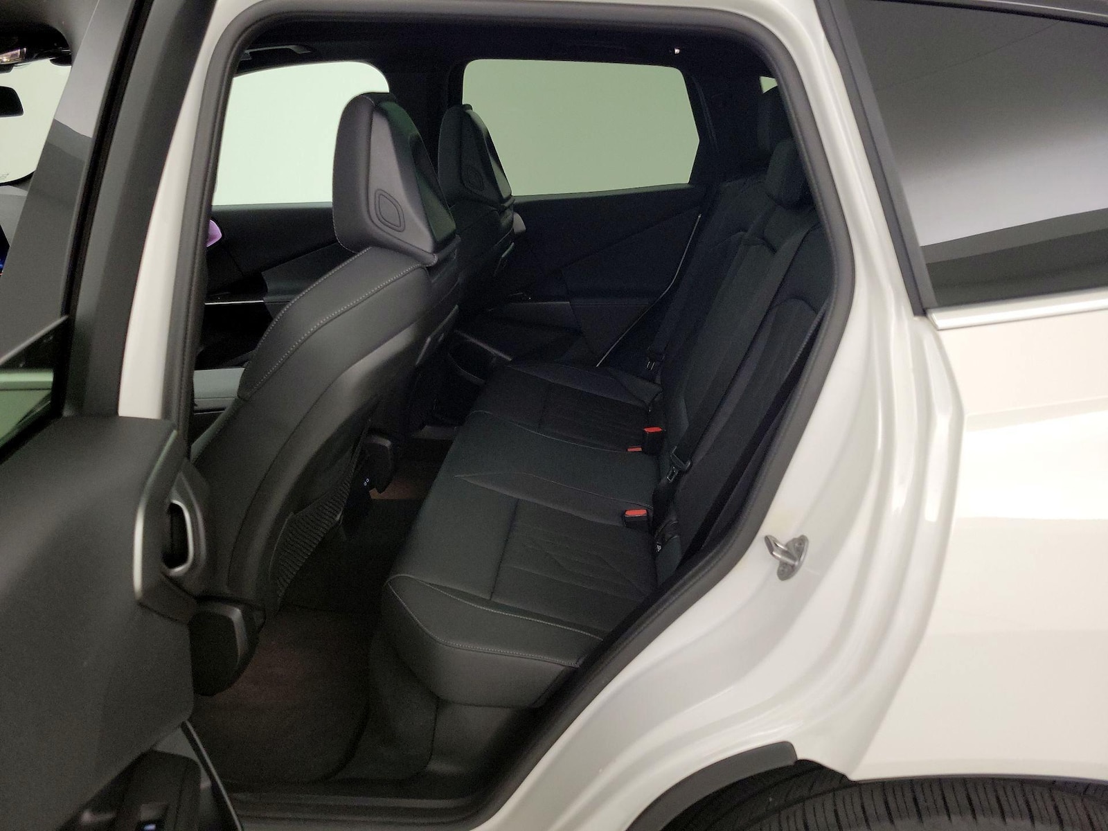 2026 BMW X3 30 - Photo 21