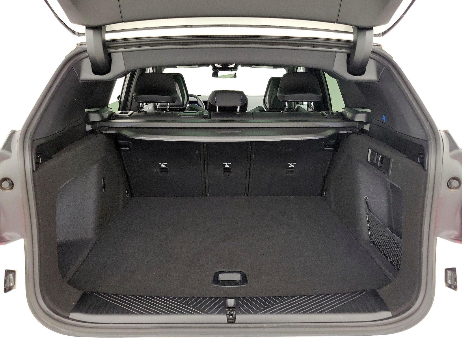 2026 BMW X3 30 - Photo 22