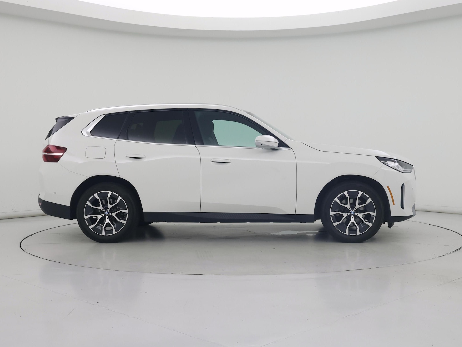 2026 BMW X3 30 - Photo 8