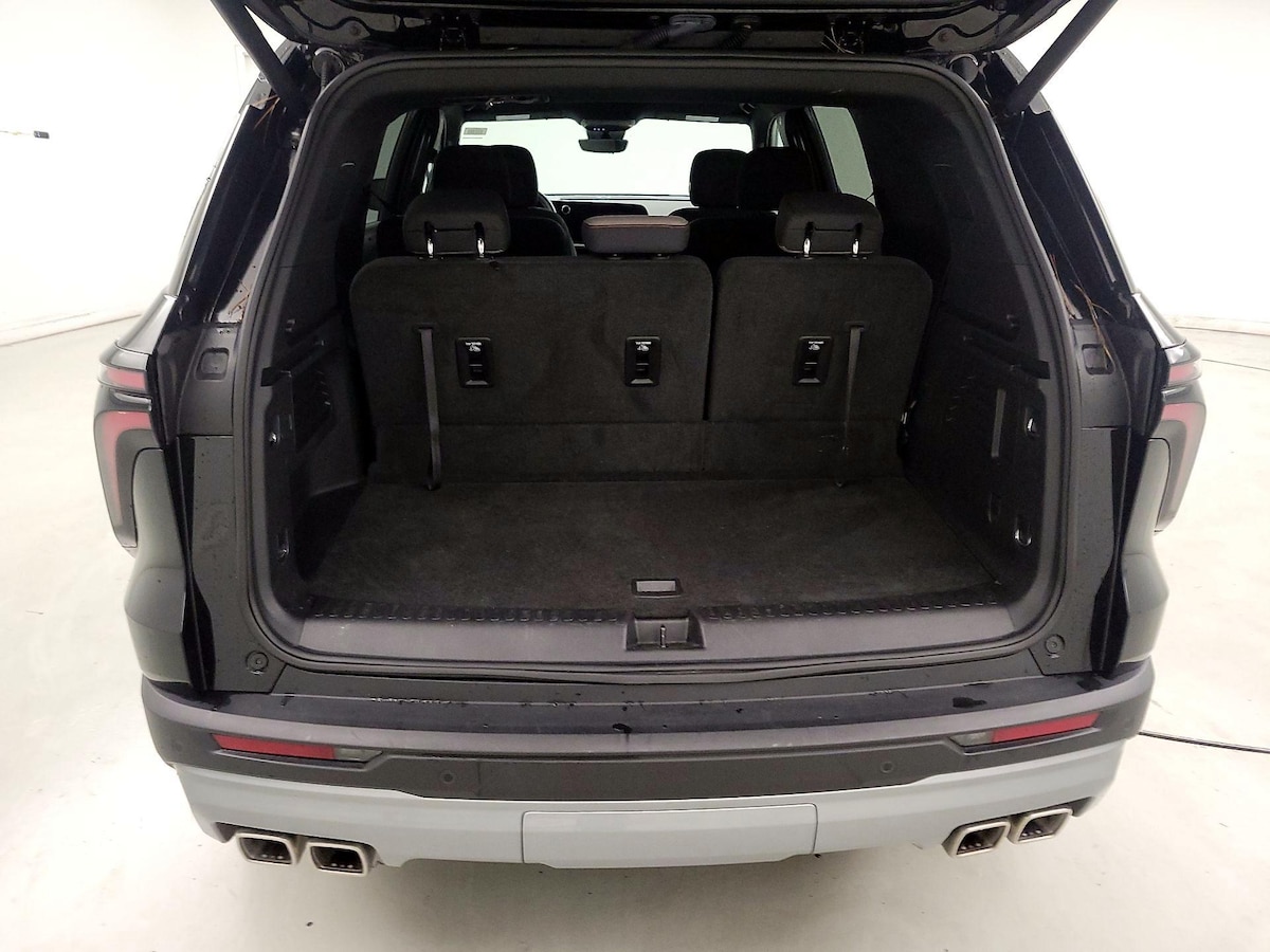 Trunk/Cargo (Seats Up)