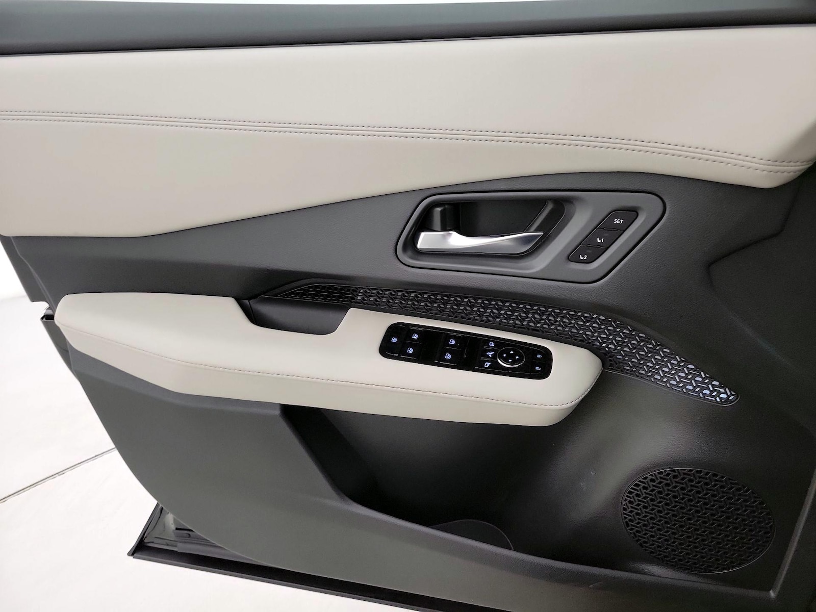 2024 Nissan ARIYA Engage - Photo 13