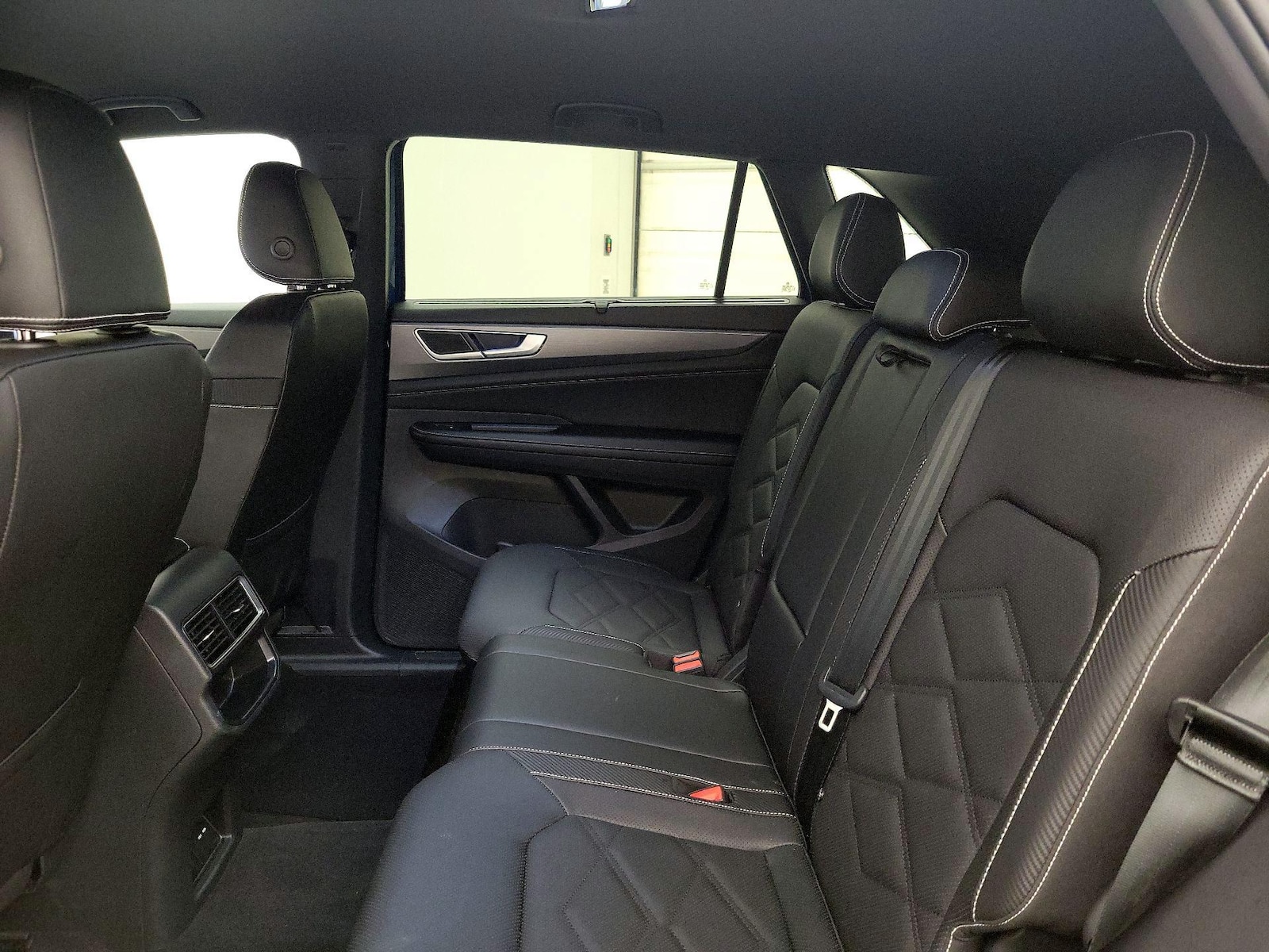 2026 Volkswagen Atlas Cross Sport SE w/Tech - Photo 20