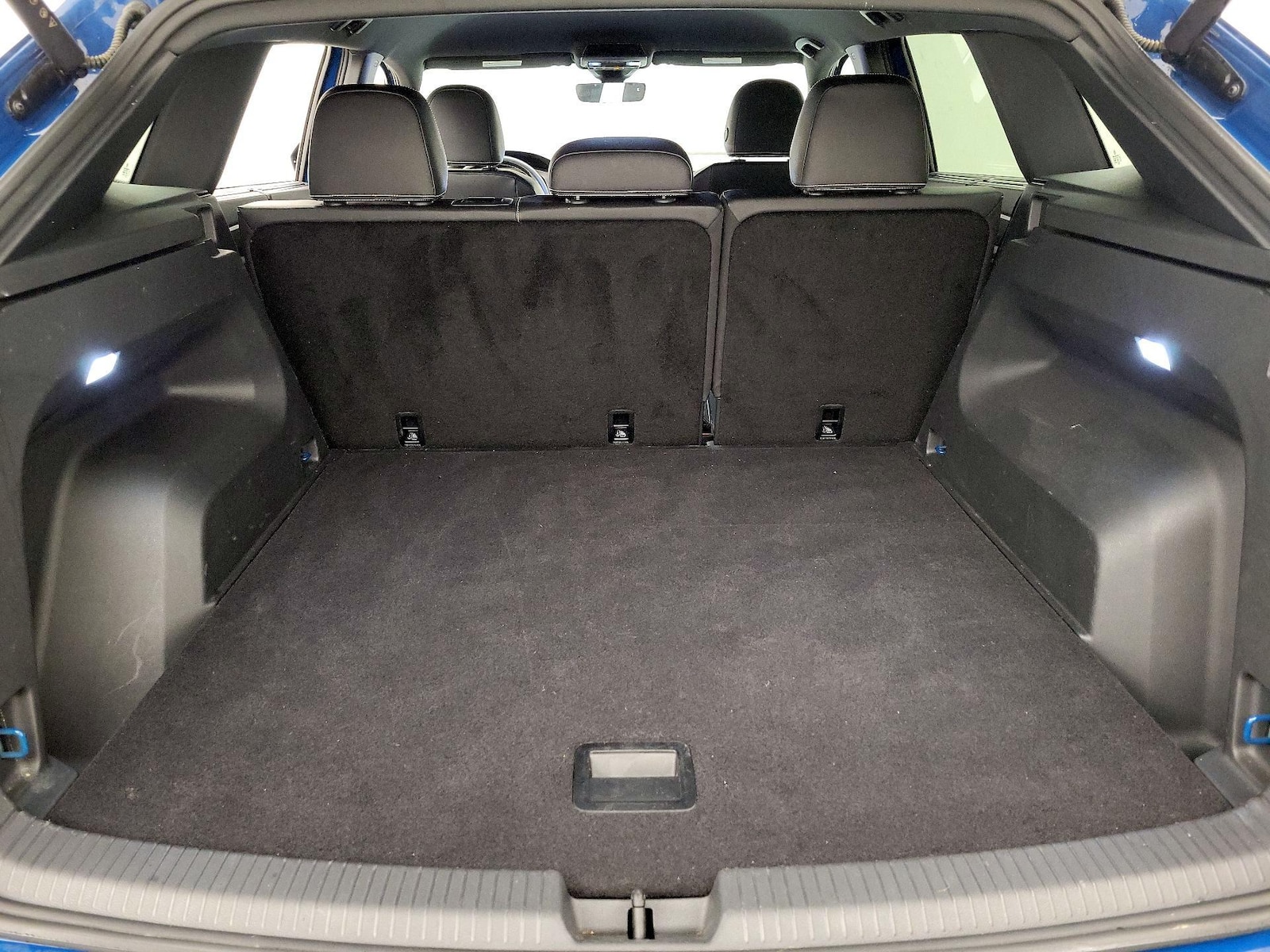 2026 Volkswagen Atlas Cross Sport SE w/Tech - Photo 21