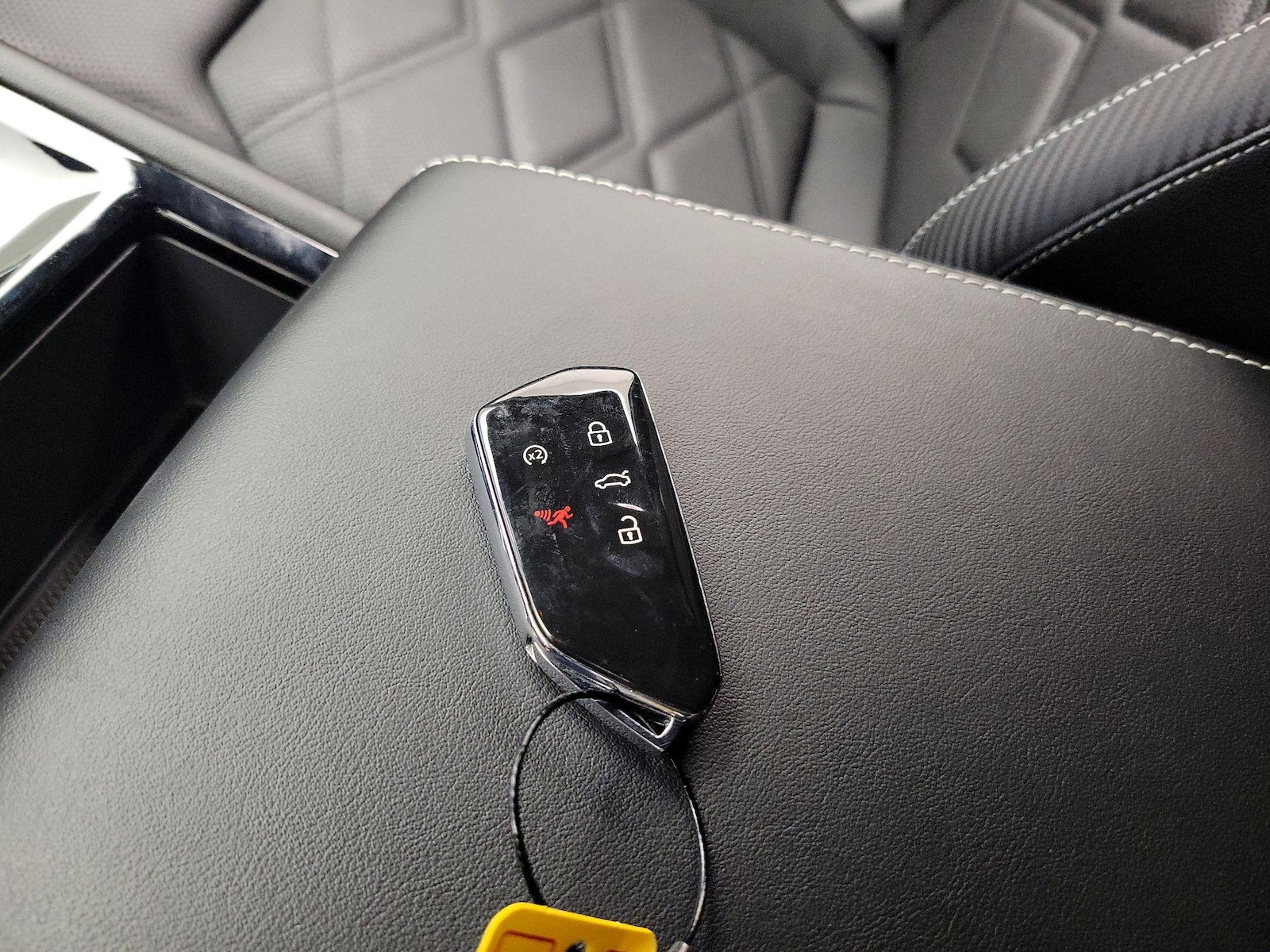 2026 Volkswagen Atlas Cross Sport SE w/Tech - Photo 23
