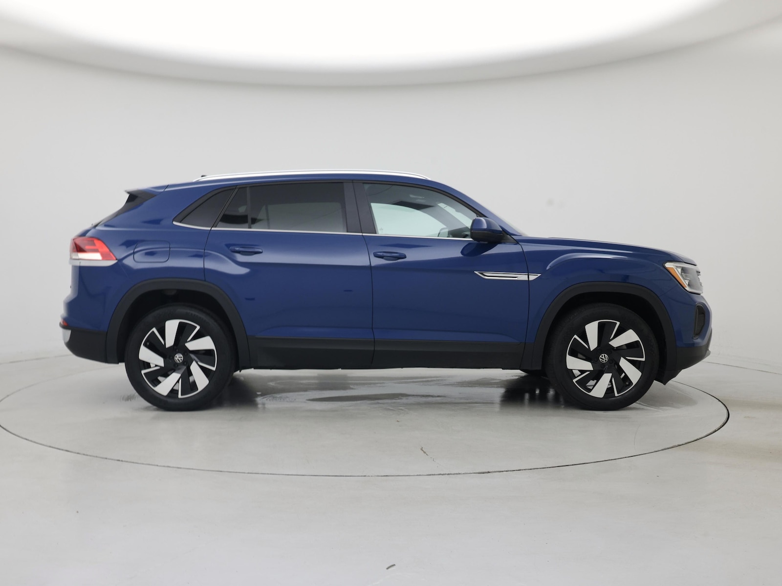 2026 Volkswagen Atlas Cross Sport SE w/Tech - Photo 8