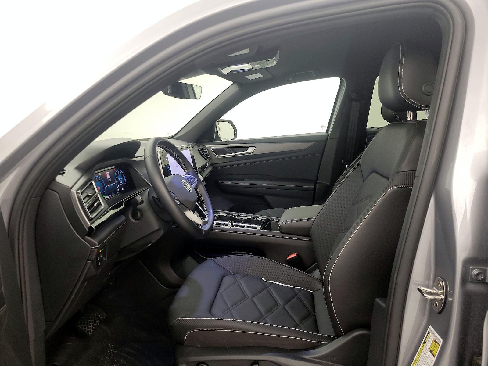 2026 Volkswagen Atlas Cross Sport SE w/Tech - Photo 10