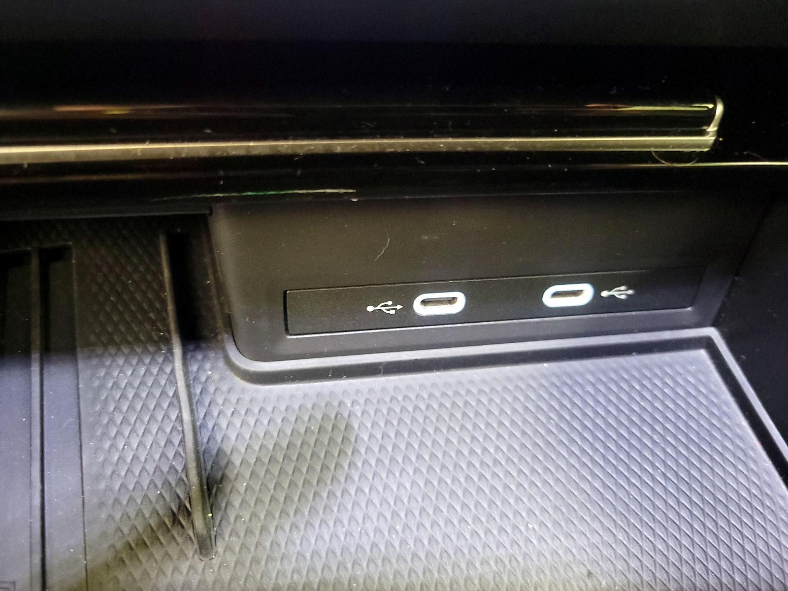 2026 Volkswagen Atlas Cross Sport SE w/Tech - Photo 18