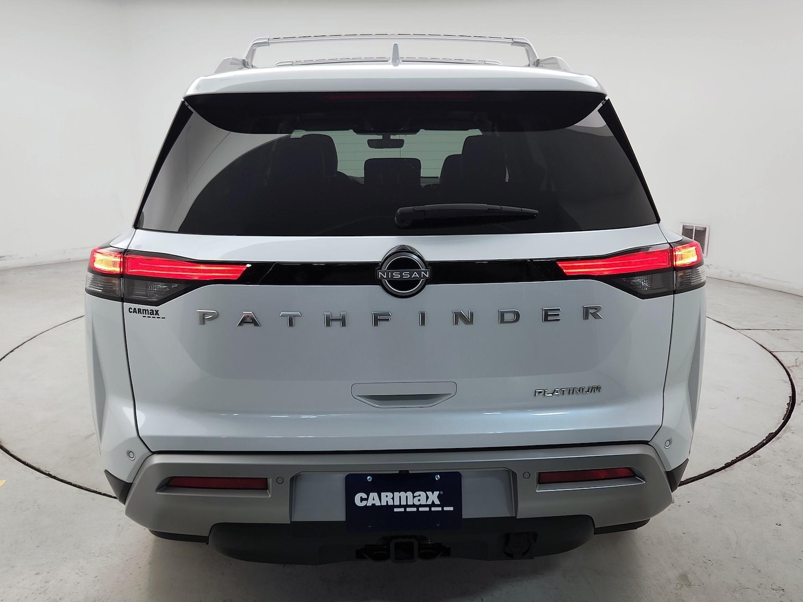 2025 Nissan Pathfinder Platinum - Photo 6