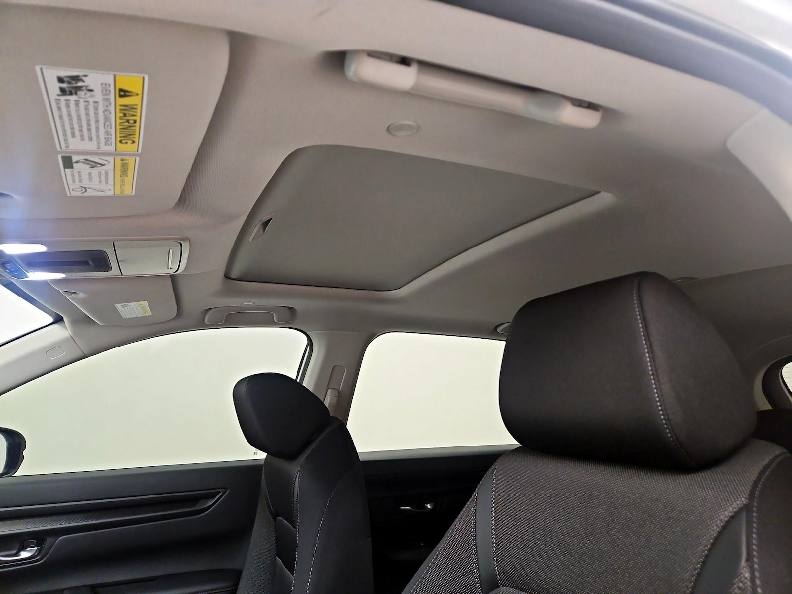 Sunroof(s) & Overhead Airbags