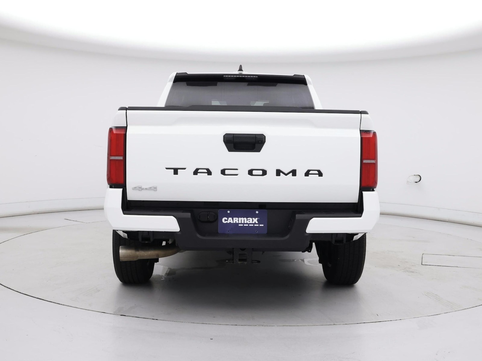2025 Toyota Tacoma SR5 - Photo 7