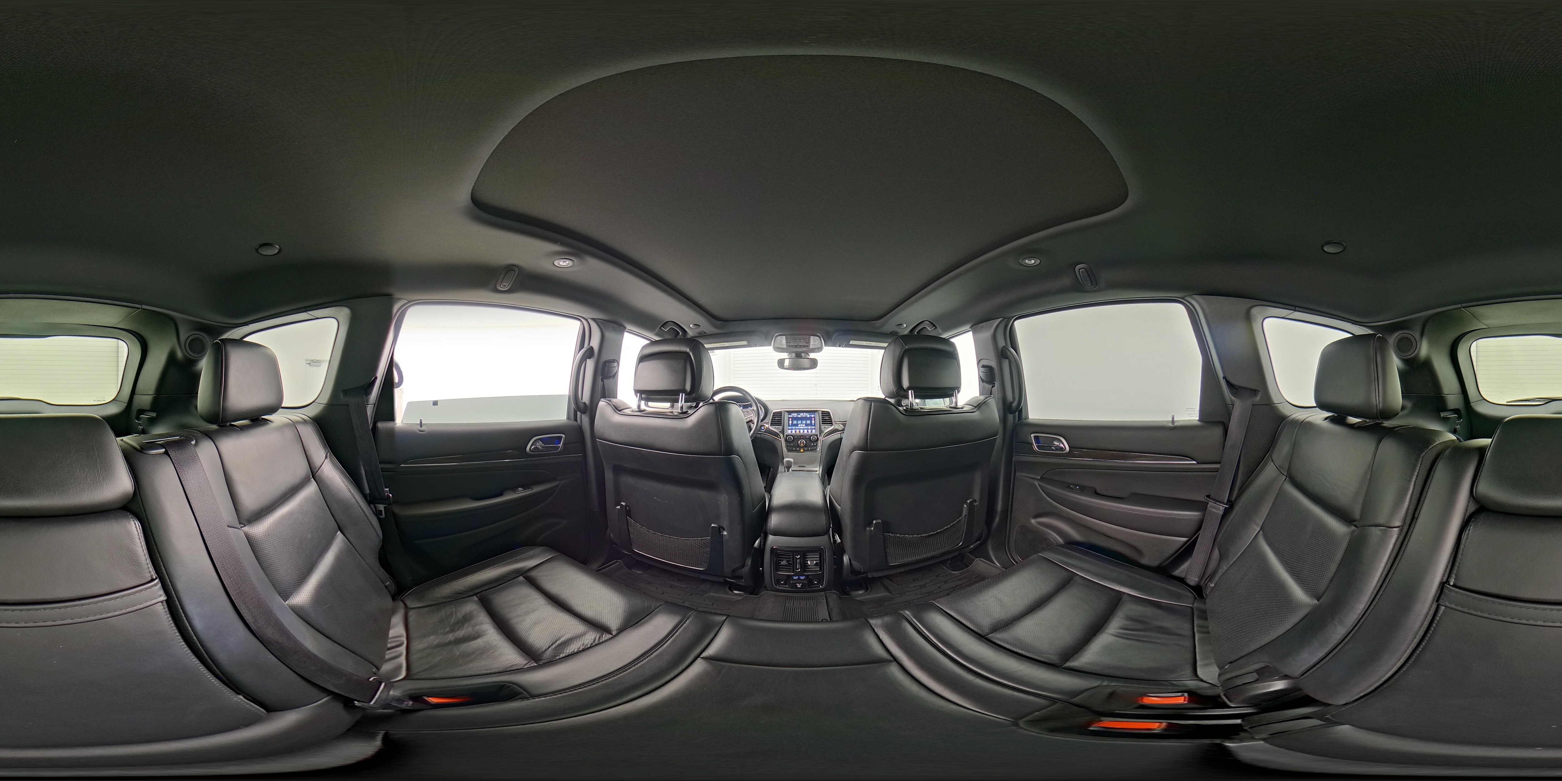 2018 Jeep Grand Cherokee Overland - Photo 28