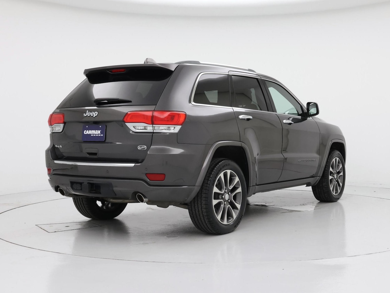 2018 Jeep Grand Cherokee Overland - Photo 9