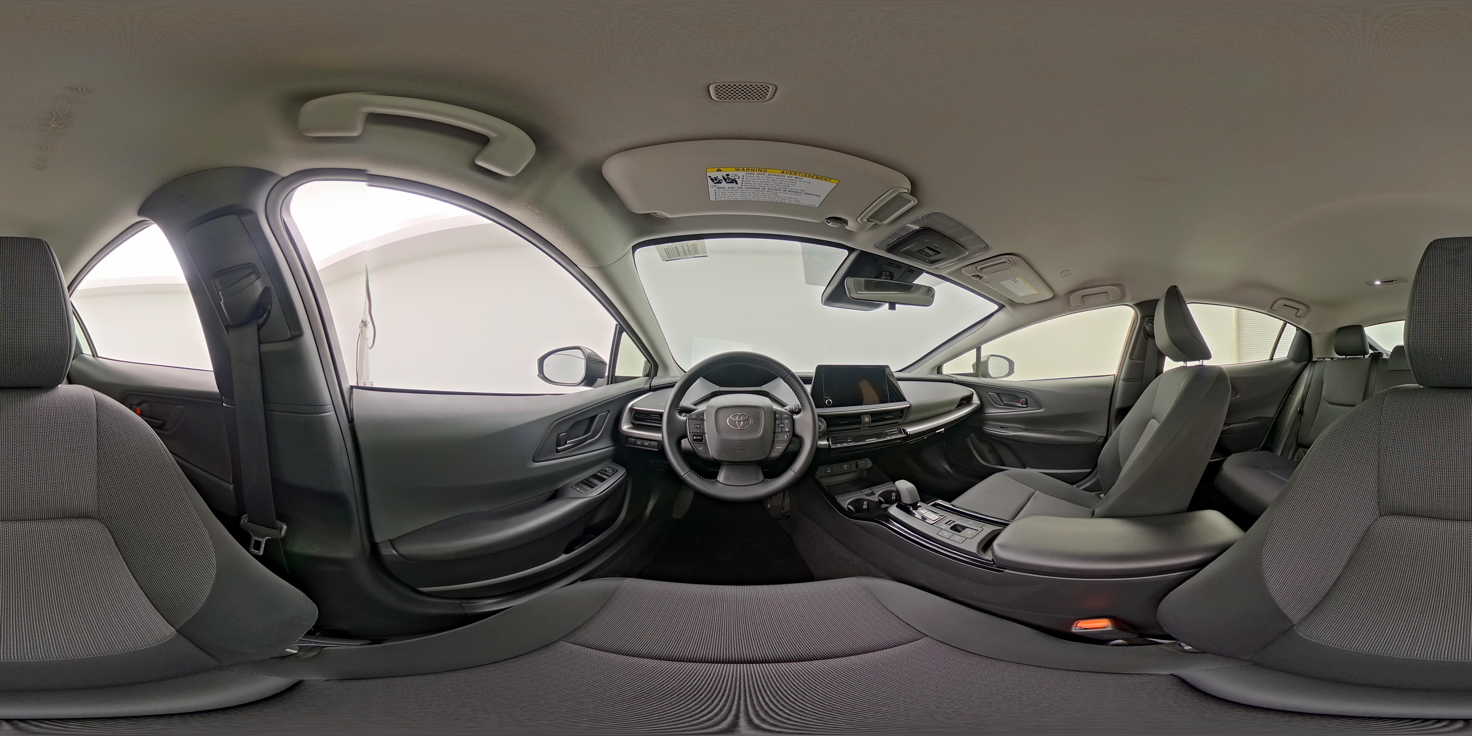 2026 Toyota Prius LE - Photo 26