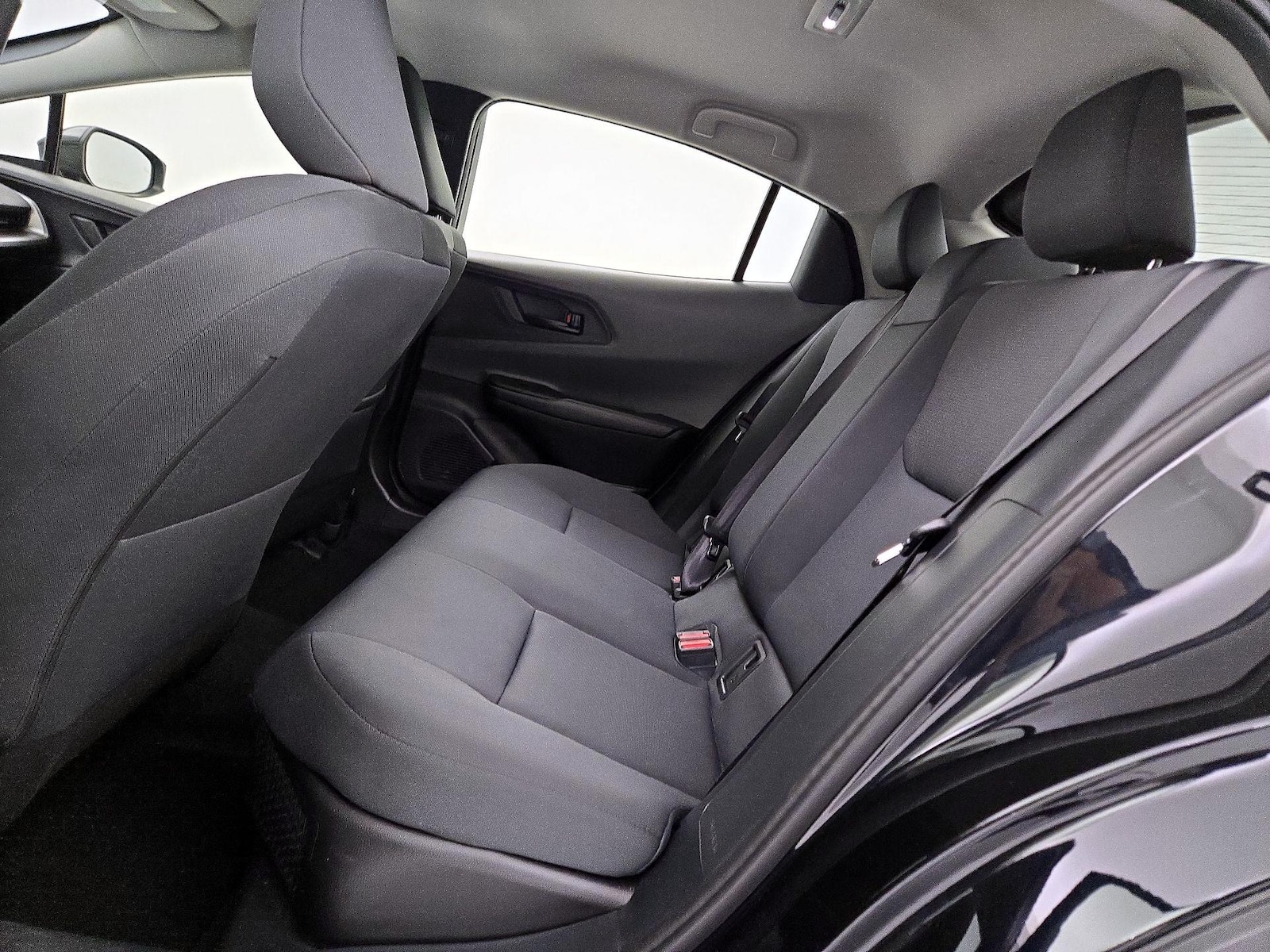 2026 Toyota Prius LE - Photo 20